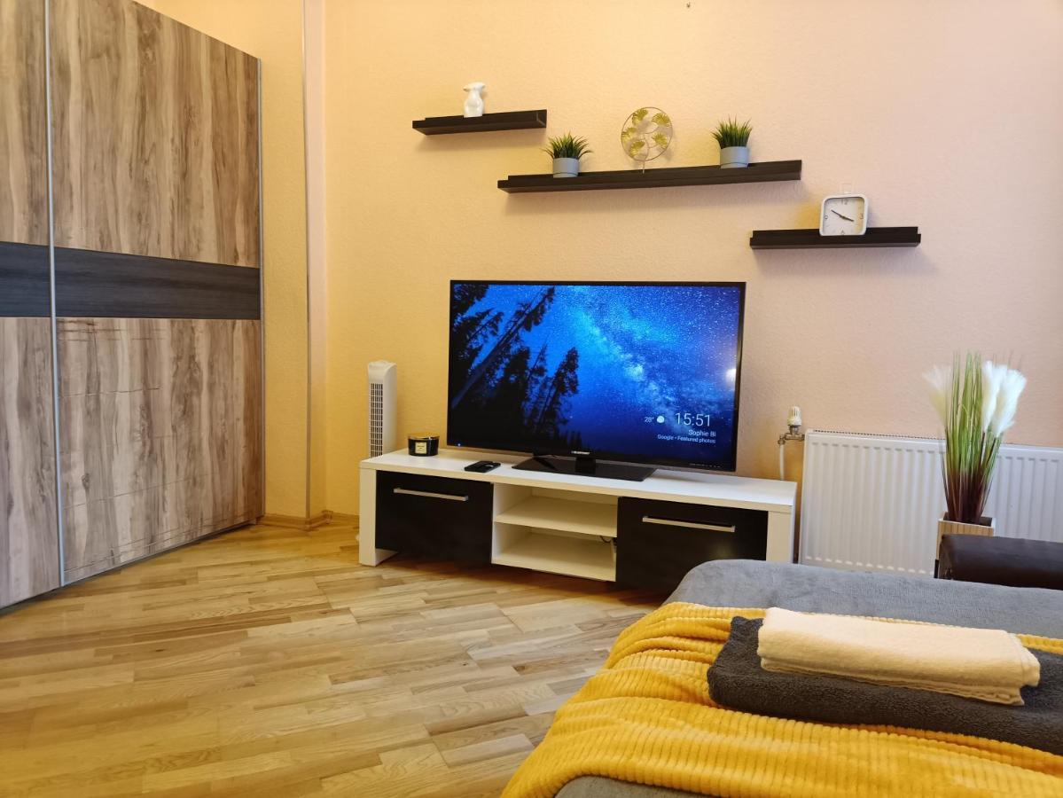 Riga Central Street Cozy Apartment Екстер'єр фото